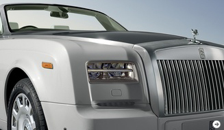 ファントム・シリーズII、ジュネーブでデビュー｜Rolls-Royce