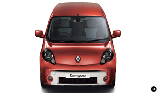 代官山 蔦屋書店×ルノー・ジャポン スペシャルコラボレーションショップがオープン｜RENAULT 05