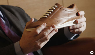 ジョンロブ｜ジョンロブCEO 02