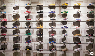 オニツカタイガー｜表参道 14