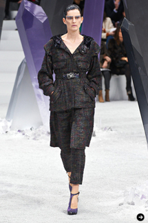 CHANEL｜シャネル　 02