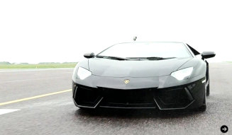 Lamborghini Aventador LP 700-4