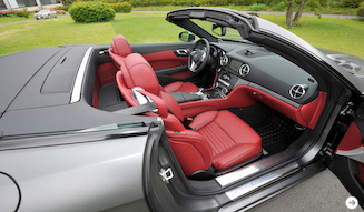 新型SLに国内で試乗｜Mercedes-Benz