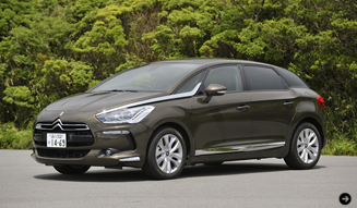 Citroen DS5 Chic｜シトロエン DS5 シック
