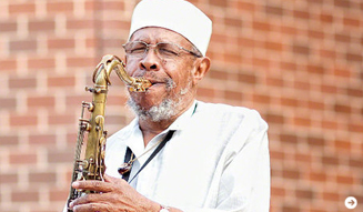 Carlos Garnett [Panama] 