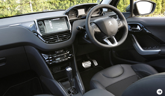 Peugeot 208｜プジョー 208