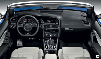 Audi RS 5 Cabriolet｜アウディRS 5 カブリオレ