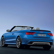 RSシリーズの最新作は、「RS5」のオープン版となる最速のカブリオレ