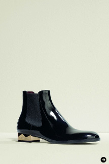 VALENTINO｜ヴァレンティノ 01