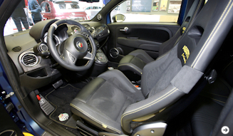 Abarth695 Fuoriserie|アバルト695 フオリセリエ