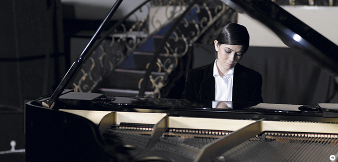 GIORGIO ARMANI｜ジョルジオ アルマー｜荻野清子 03