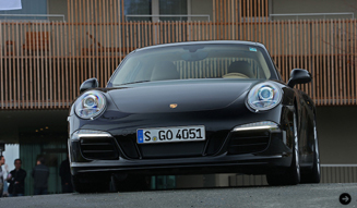 Porsche 911 Carrera 4｜ポルシェ 911 カレラ 4
