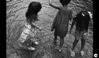 ART｜立木義浩写真展 『小女』02