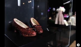 「Hollywood Costume」 05