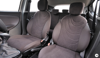 Chrysler Ypsilon｜クライスラー イプシロン