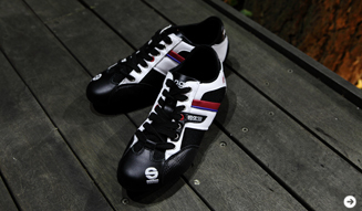 あなたのクルマ 見せてください|第5回 安東弘樹×ポルシェ 911 カレラ 4S