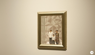 「OMOTE 3D SHASHIN KAN」 02
