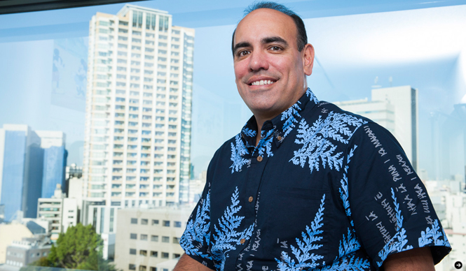 エリオット・ミルズ｜Elliot Mills