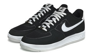 NIKE｜MEDICOMTOY 02