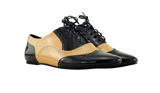 シューズ・オブ・プレイ 03