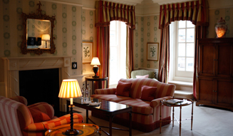 327_06_british_tradition_and_innovation