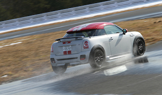 MINI JOHN COOPER WORKS COUPE|ミニ ジョン・クーパー ワークス クーペ