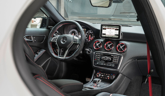 Merceds-benz A 45 AMG｜メルセデス・ベンツ A 45 AMG