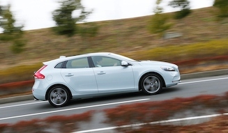 Volvo V40｜ボルボ V40
