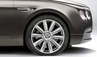 Bentley Continental Flying Spur|ベントレー コンチネンタル フライングスパー