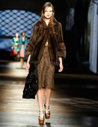 PRADA｜プラダ　02