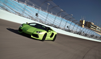 Lamborghini Aventador Roadster｜ランボルギーニ アヴェンタドール ロードスター