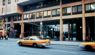 ART FILE 14|「Shoe Obsession」 03