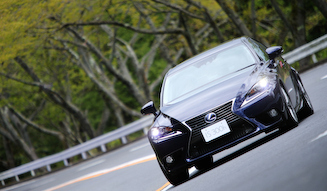 Lexus IS 300h|レクサス IS 300h