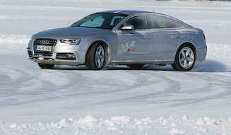 Audi S5 Sportback｜アウディ S5 スポーツバック