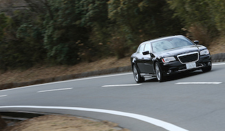 Chrysler 300 SRT8｜クライスラー 300 SRT8