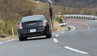 Chrysler 300 SRT8｜クライスラー 300 SRT8