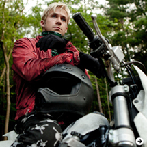 プレイス・ビヨンド・ザ・パインズ／宿命 02