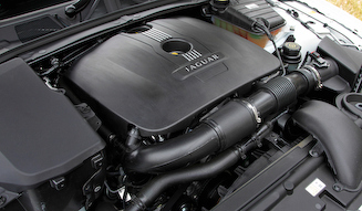 Jaguar XF 2.0 Luxury｜ジャガー XF 2.0 ラグジュアリー