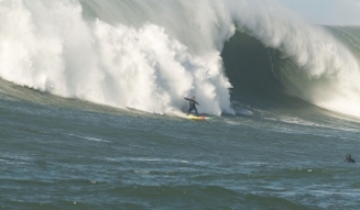 『マーヴェリックス/波に魅せられた男たち』 02