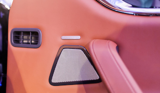 Seven Notes|マセラティとBowers&Wilkinsのコラボレーションイベント