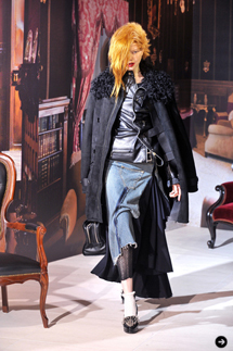 ロエベ×ジュンヤ ワタナベ　コラボレーションコレクション　03