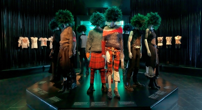 Punk: Chaos to Couture 06