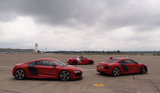 Audi R8 e-tron|アウディ R8 eトロン