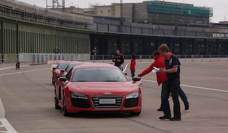 Audi R8 e-tron|アウディ R8 eトロン