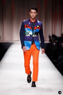 MOSCHINO｜モスキーノ 06