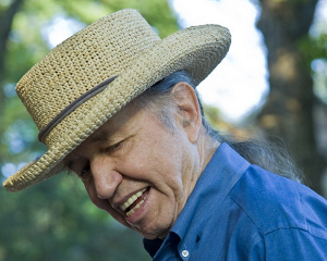 MUSIC|89歳のジャズシンガー、ボブ・ドロー初の来日公演に1組2名をご招待! 02 MUSIC|89歳のジャズシンガー、ボブ・ドロー初の来日公演に1組2名をご招待! 02