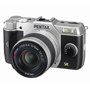 ペンタックスリコー「PENTAX Q7」
