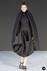 ヴィクター&ロルフ 2013年秋冬オートクチュールコレクション 07