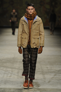 White Mountaineering｜2013年秋冬コレクション 07