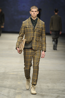 White Mountaineering｜2013年秋冬コレクション 15